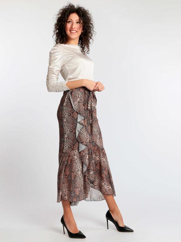 Long skirt with ruffles