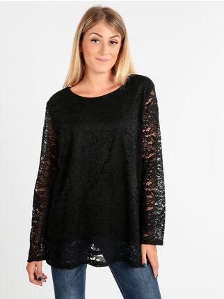 Long-sleeved lace t-shirt