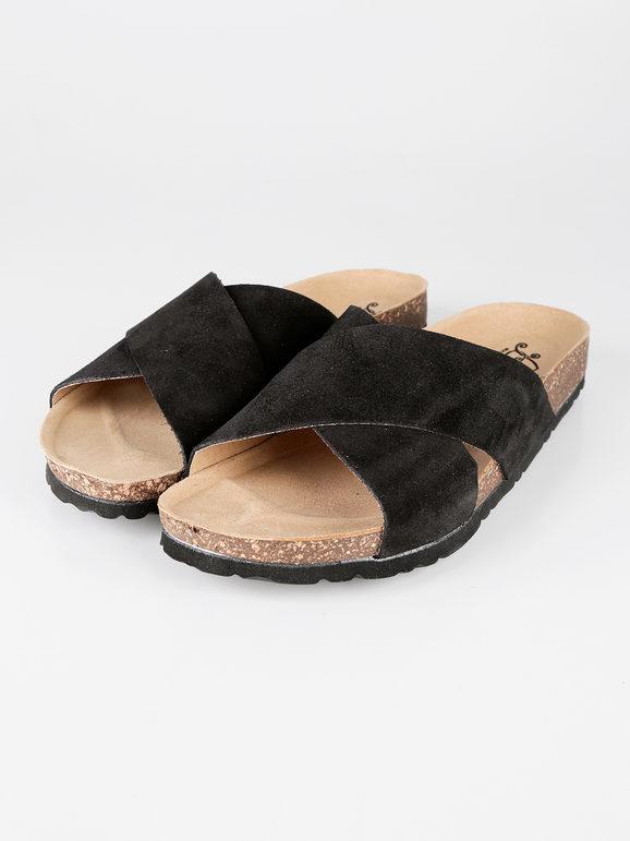 Low leather slippers