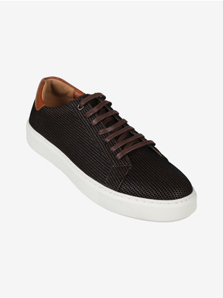 Low men's lace-up sneakers