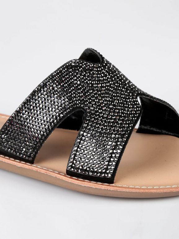 Low slippers with rhinestones