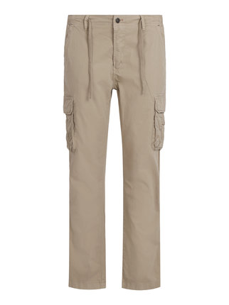 Men's cargo trousers with large pockets and drawstring waist