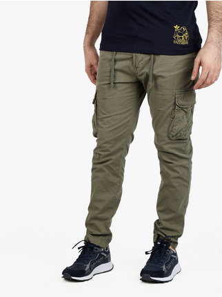 Men's cargo trousers with large pockets and drawstring waist