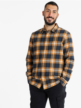 Men's checked flannel shirt