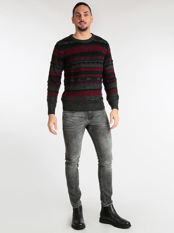 Men's crewneck sweater