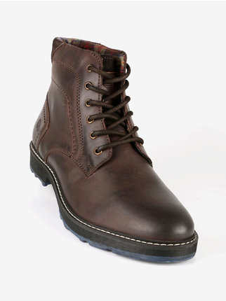 Men's lace-up boots in leather
