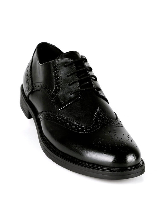 Men's lace-up brogues in leather