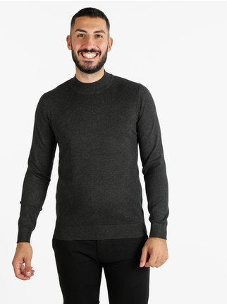 Men's mock turtleneck sweater