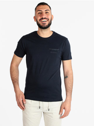 Men's short-sleeved T-shirt with pocket