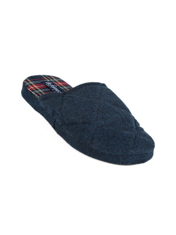 Men's slippers in fabric