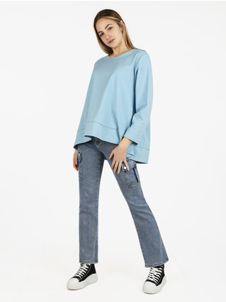 Oversized women's blouse with long sleeves