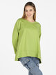 Oversized women's blouse with long sleeves