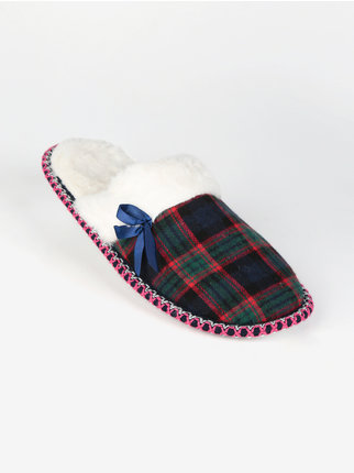 Padded slippers for women
