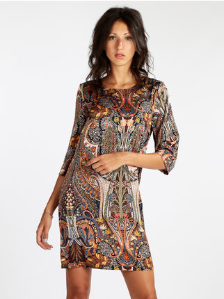 Patterned women's dress with three-quarter sleeves
