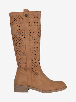Perforated women's boots with high shaft