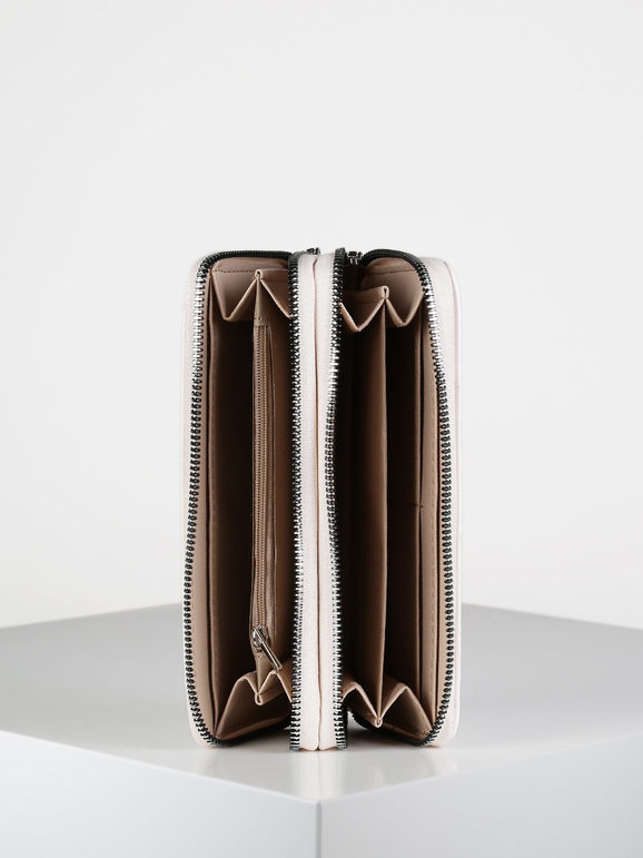 Rectangular women's wallet with cuff