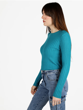 Ribbed crew neck sweater for women