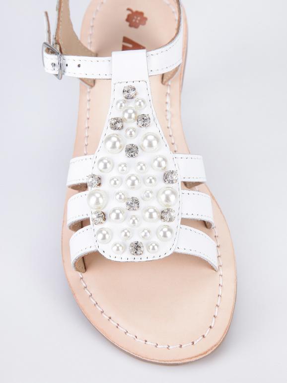 Sandalias blancas con perlas y diamantes de imitación