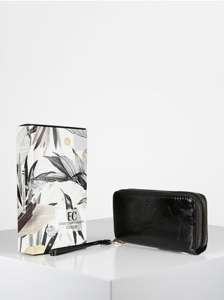 Shiny women's wallet with cuff