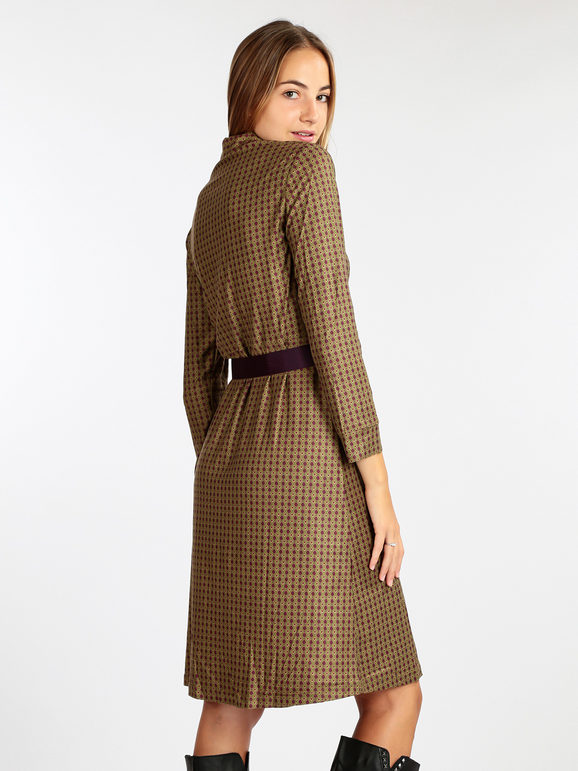 Shirt dress with long sleeves 