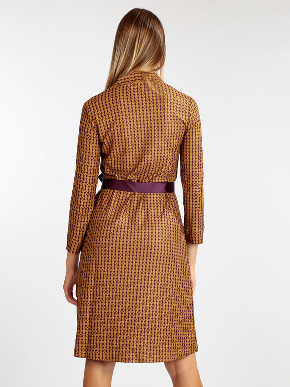 Shirt dress with long sleeves