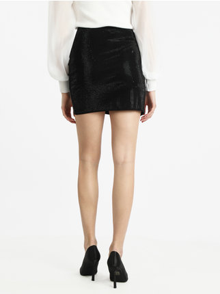 Short skirt with shiny studs