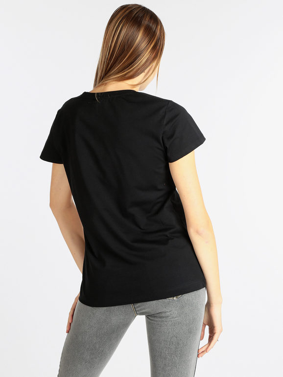 Short sleeve women's T-shirt