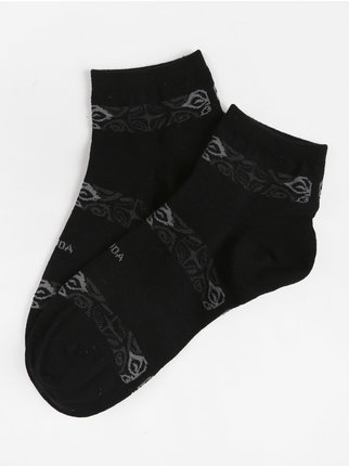 Short socks for women