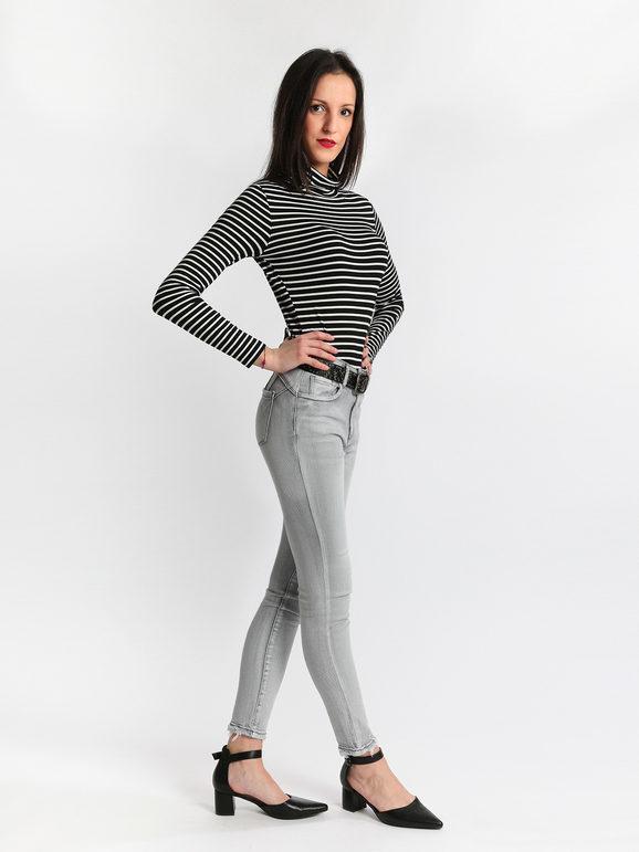 Slim fit gray jeans