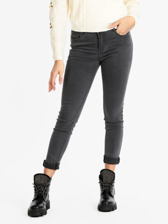 Slim fit jeans for women