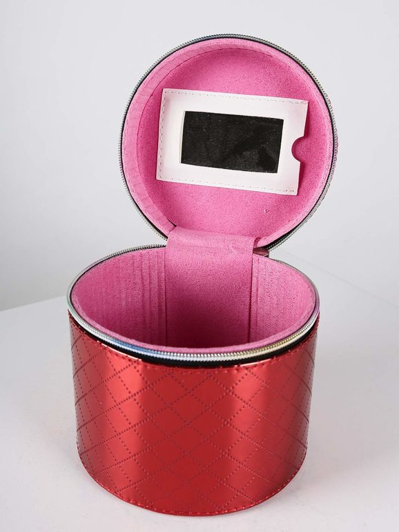 Small cylinder beauty case in patent leather