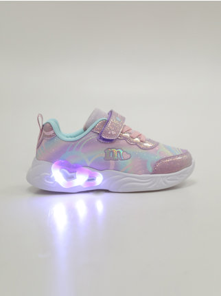 Sneakers da ragazza con luci a cuore