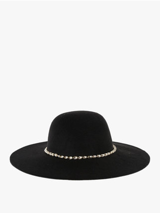 Sombrero de ala ancha con perlas