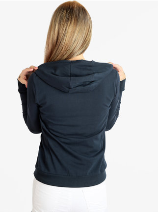 Sporty women's sweatshirt with zip and hood