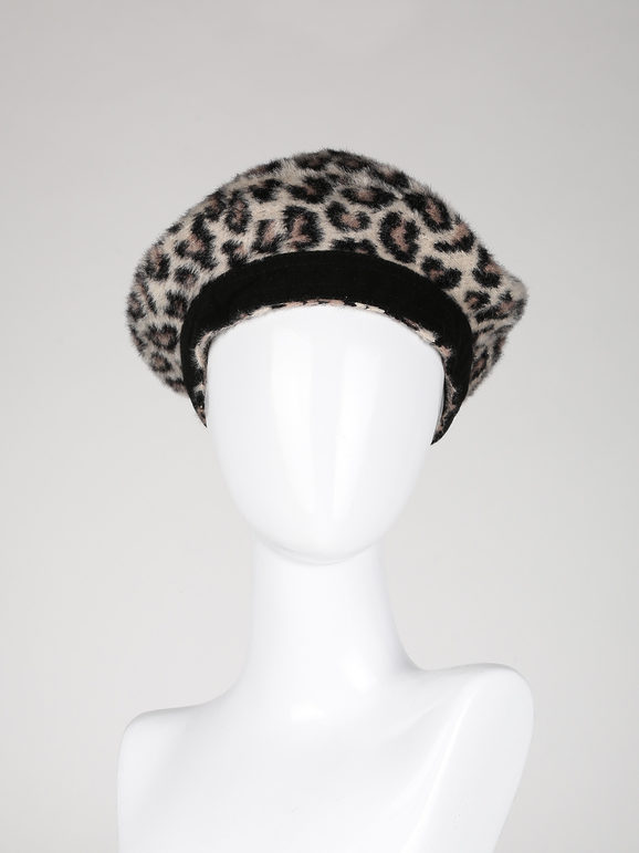 Spotted women's beret