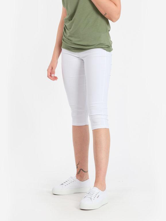 Solada Stretch capri pants: for sale at 9.99€ on