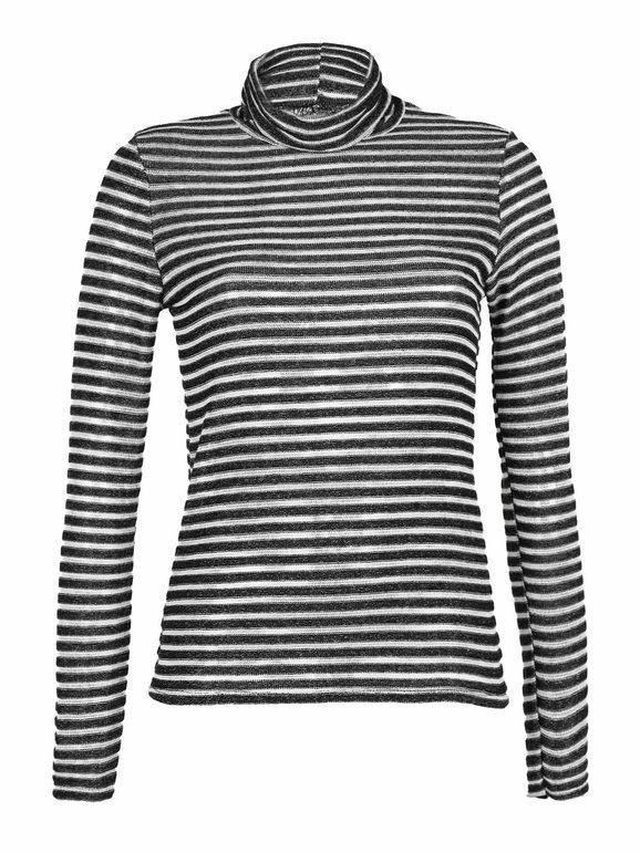 Striped turtleneck t-shirt