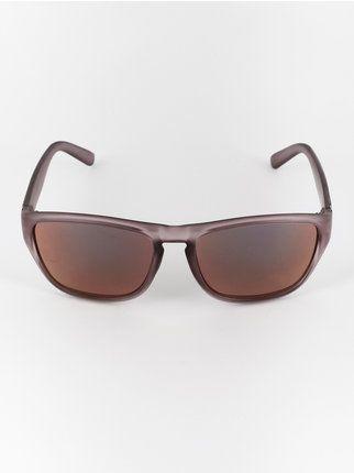 Sunglasses with matte frame