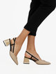 Two-tone women's pumps with wide heels