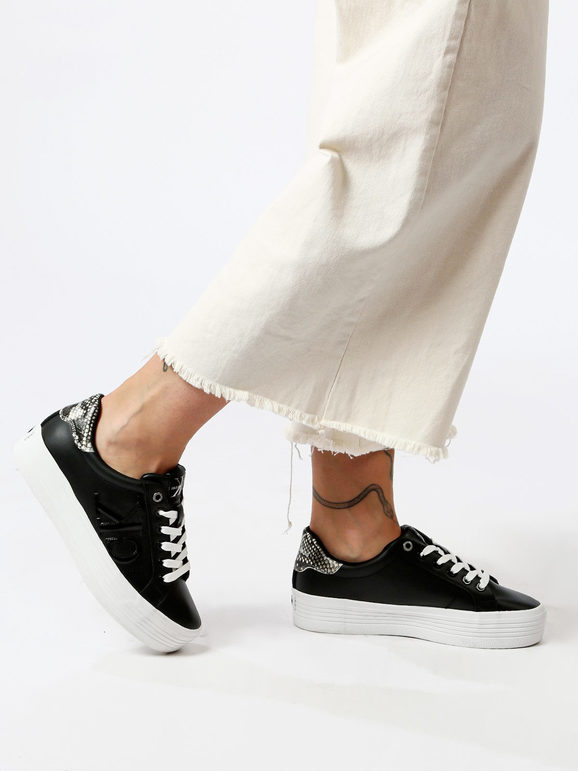 Vulcanized Flatform - Women's leather sneakers with platform