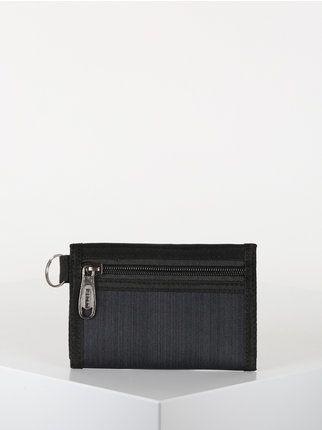 Wallet in fabric with tear