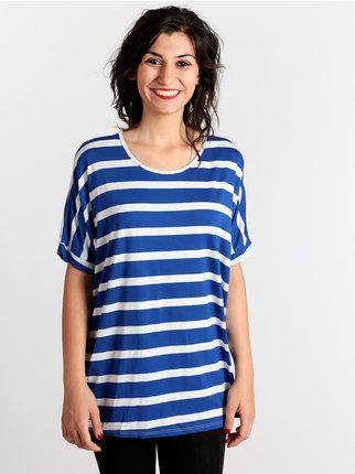 Wide striped patterned T-shirt