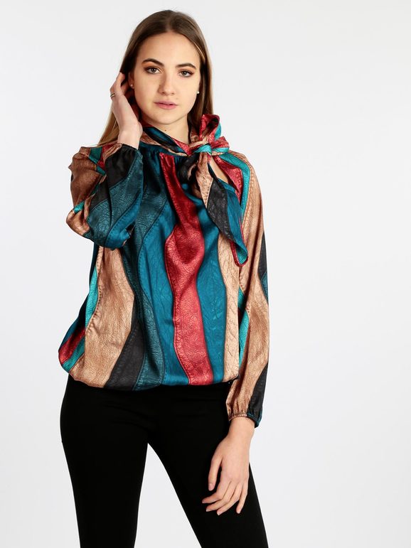 Woman blouse with bow