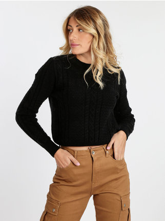 Woman crew neck sweater with braid