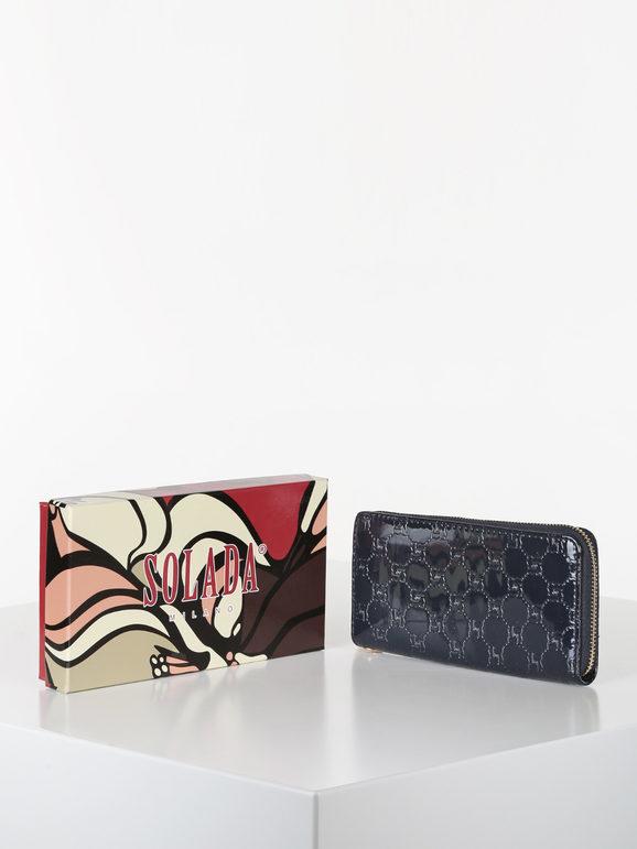 Woman rectangular wallet in patent eco-leather
