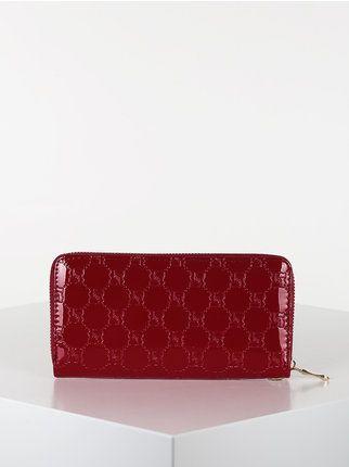 Woman rectangular wallet in patent eco-leather