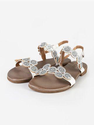 Woman sandals with studs