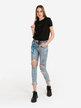 Woman skinny jeans with rips