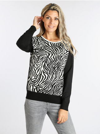Women's animal print sweater with glitter