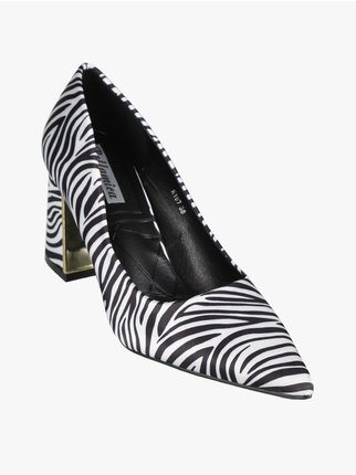 Women's animalier decolletè with heel